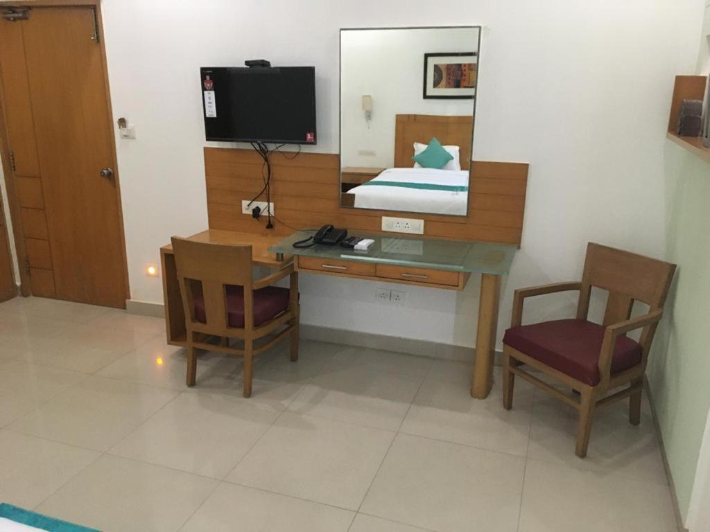 Fabhotel A&M - Nr Lv Prasad Institute, Banjara Hills Гайдарабад Екстер'єр фото