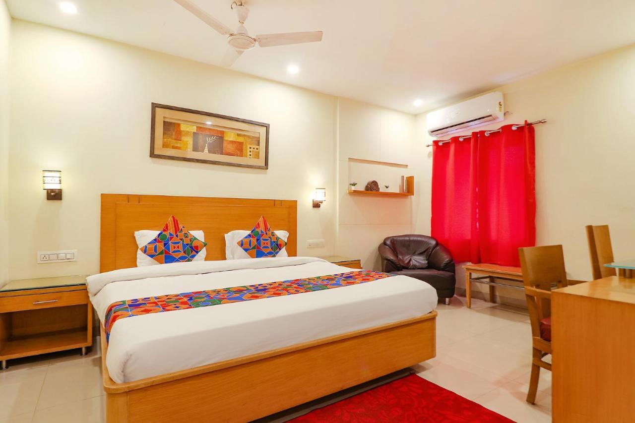 Fabhotel A&M - Nr Lv Prasad Institute, Banjara Hills Гайдарабад Екстер'єр фото